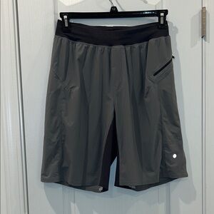 Lululemon Men's Gray Athletic Shorts, Size Small